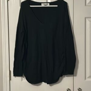 Old Navy Maternity V-neck Sweater Size XXL
